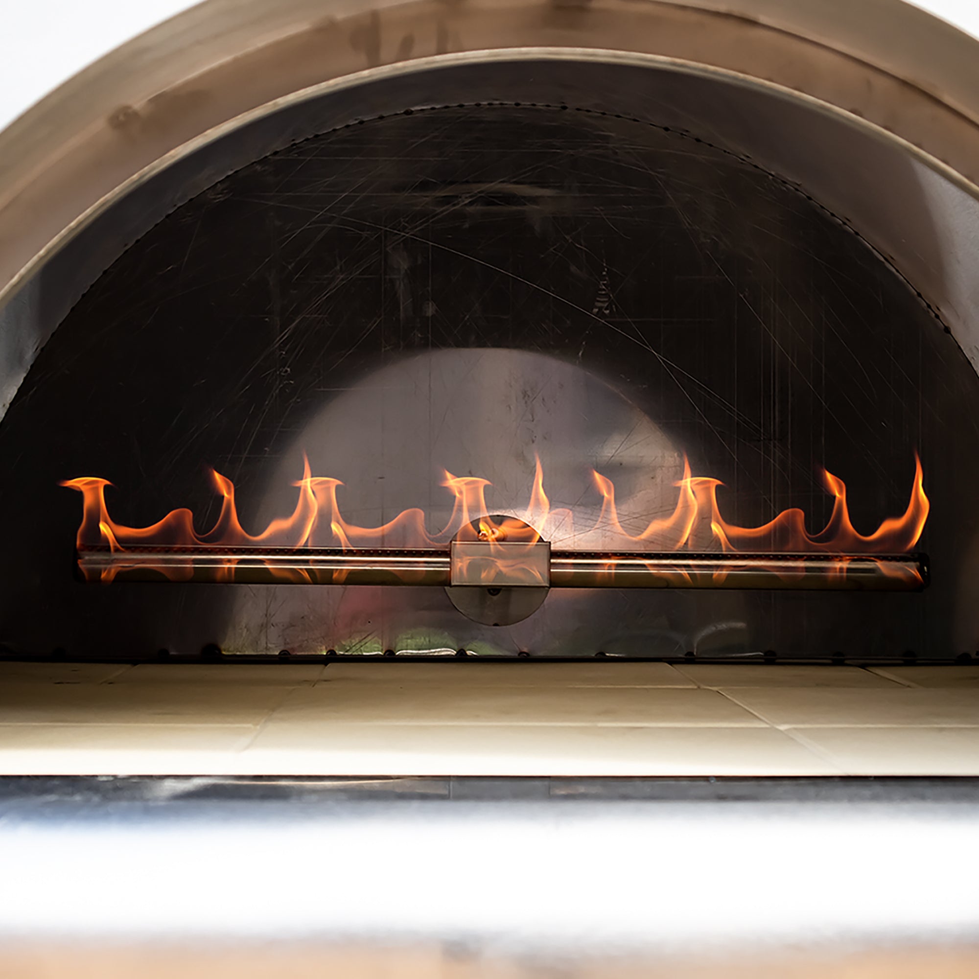 IBRIDO Hybrid Oven Close up with flame